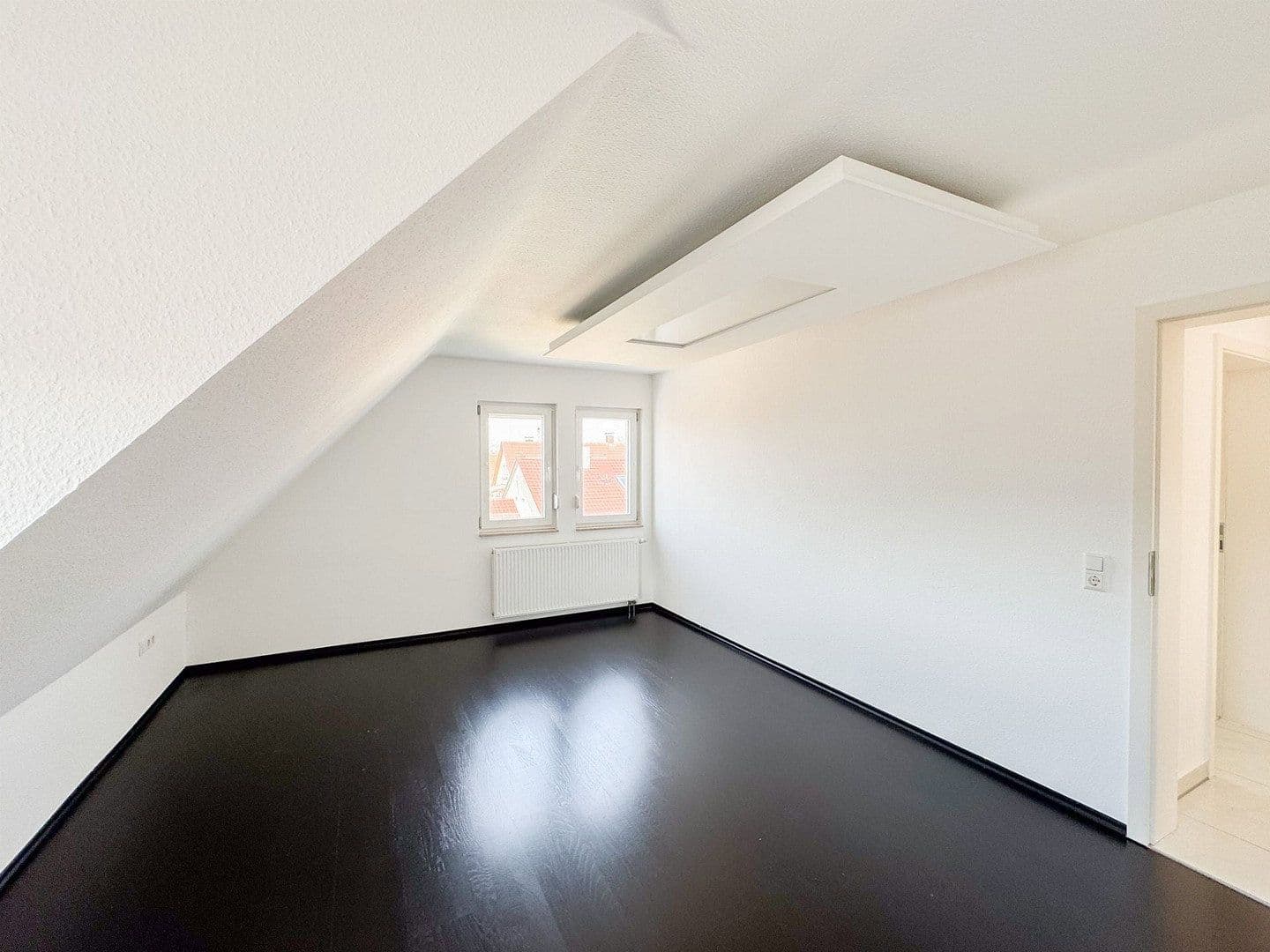 Prodej bytu 3+kk 94 m², Stuttgart, Bádensko-Württembersko Prodej bytu 3+kk 94 m², Stuttgart, Bádensko-Württembersko