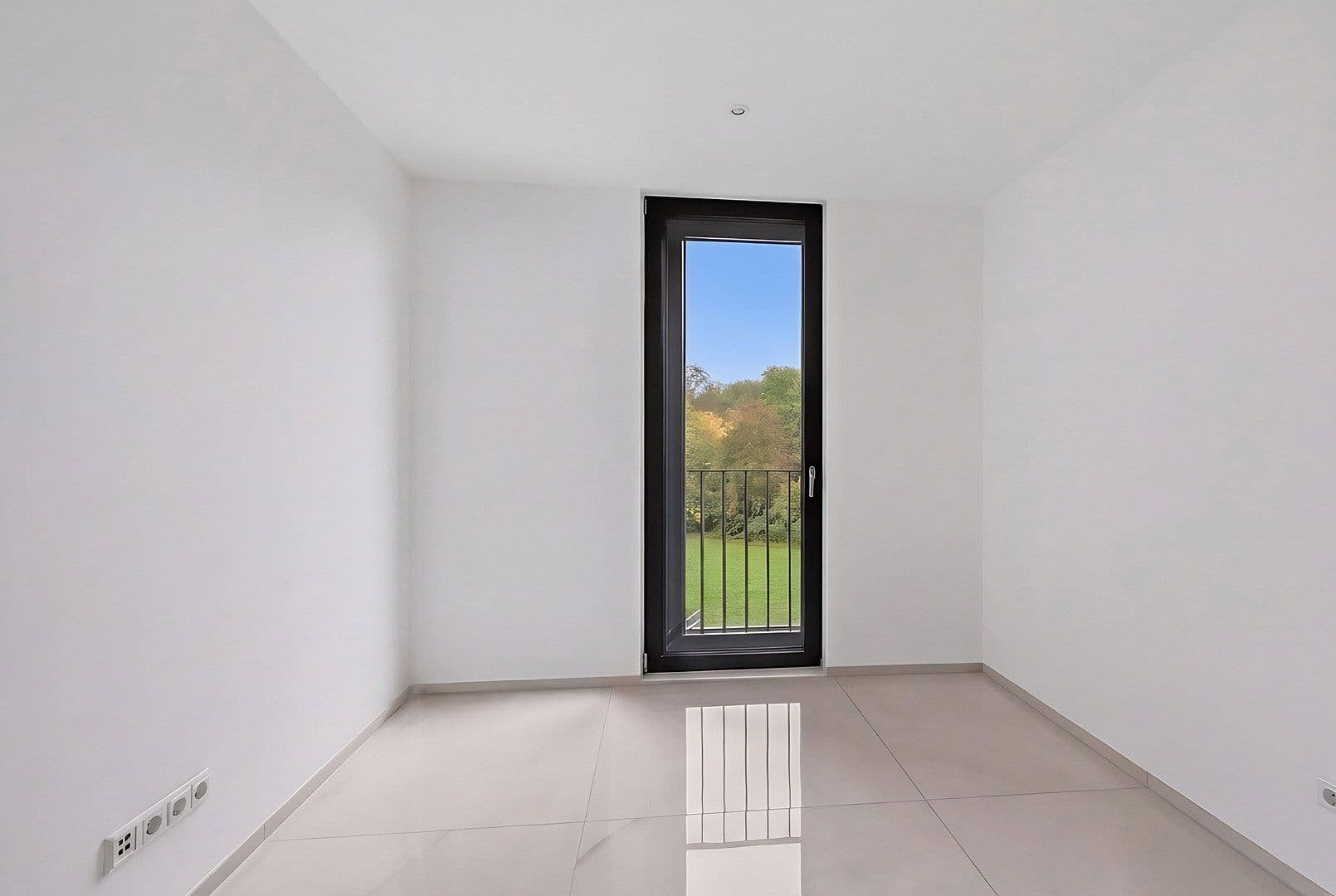 Prodej bytu 4+1 93 m², Hechinger Strasse 86, Tübingen, Bádensko-Württembersko Prodej bytu 4+1 93 m², Hechinger Strasse 86, Tübingen, Bádensko-Württembersko