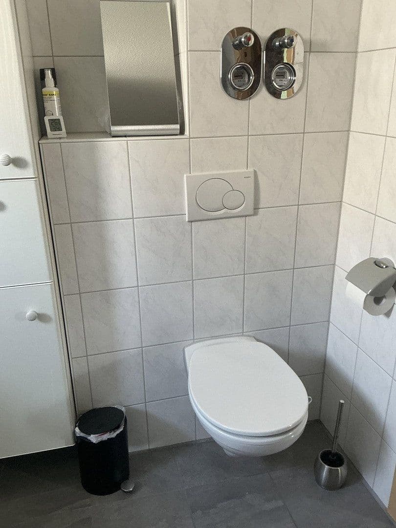 Prodej bytu 3+1 90 m², Hochheim, Hessen Prodej bytu 3+1 90 m², Hochheim, Hessen