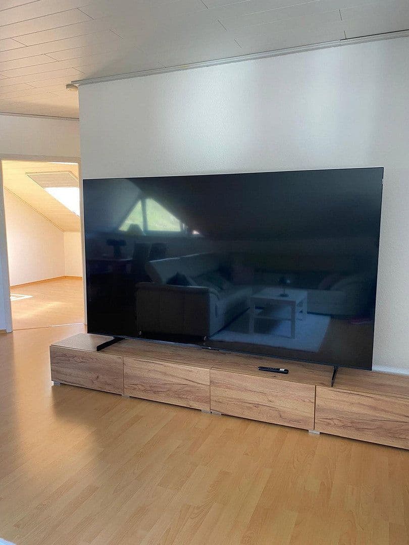 Pronájem bytu 3+1 85 m², Ingelfingen, Bádensko-Württembersko Pronájem bytu 3+1 85 m², Ingelfingen, Bádensko-Württembersko