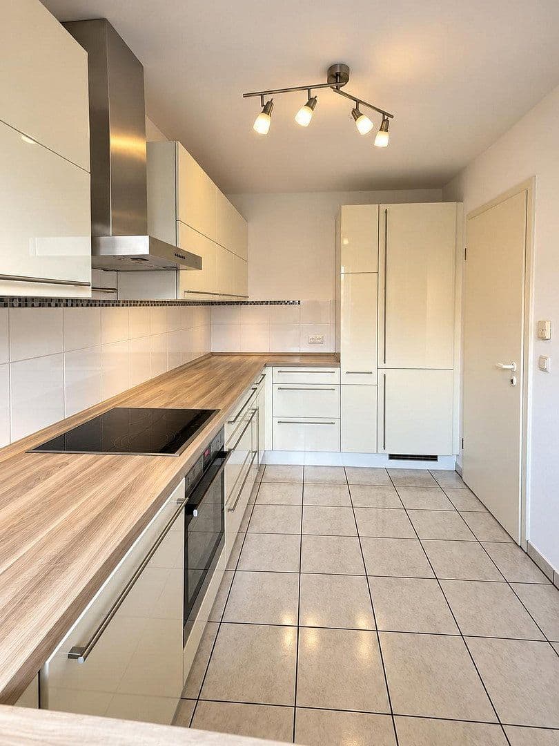 Prodej domu 123 m², pozemek 200 m², Herzogenaurach, Bavorsko Prodej domu 123 m², pozemek 200 m², Herzogenaurach, Bavorsko