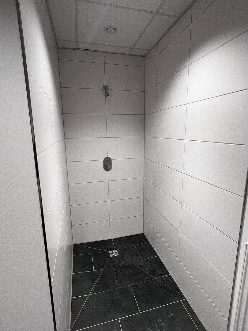 Pronájem kanceláře 301 m², Schönefeld, Braniborsko Pronájem kanceláře 301 m², Schönefeld, Braniborsko