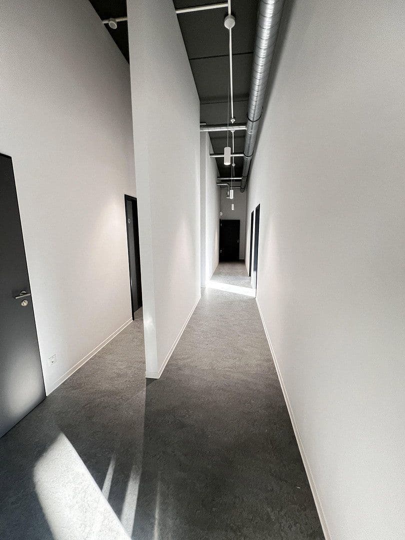 Pronájem kanceláře 301 m², Schönefeld, Braniborsko Pronájem kanceláře 301 m², Schönefeld, Braniborsko