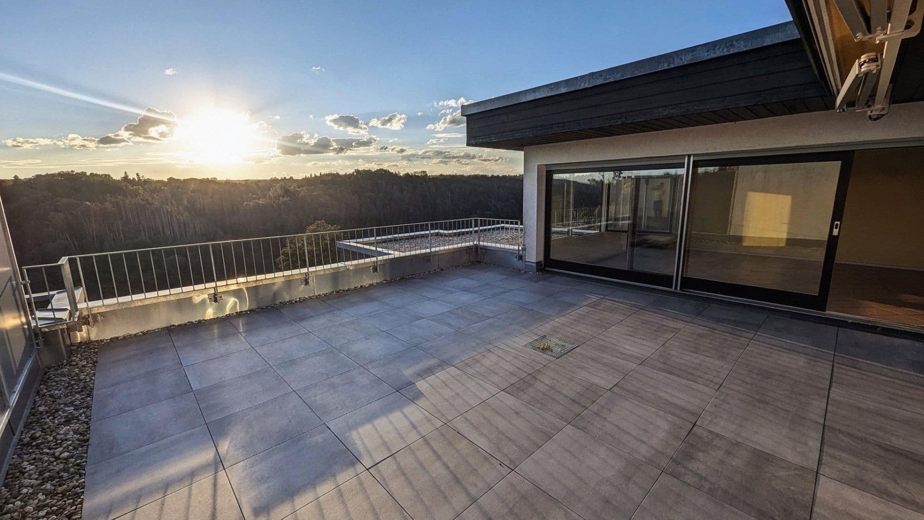 Pronájem bytu 3+1 133 m², Sulzer Straße 84/11, Wildberg, Bádensko-Württembersko Pronájem bytu 3+1 133 m², Sulzer Straße 84/11, Wildberg, Bádensko-Württembersko