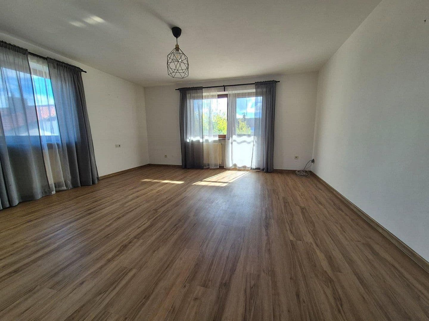Prodej domu 190 m², pozemek 721 m², Vilsbiburg, Bavorsko Prodej domu 190 m², pozemek 721 m², Vilsbiburg, Bavorsko