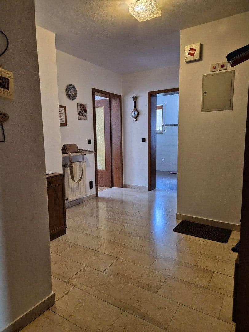 Prodej domu 190 m², pozemek 721 m², Vilsbiburg, Bavorsko Prodej domu 190 m², pozemek 721 m², Vilsbiburg, Bavorsko