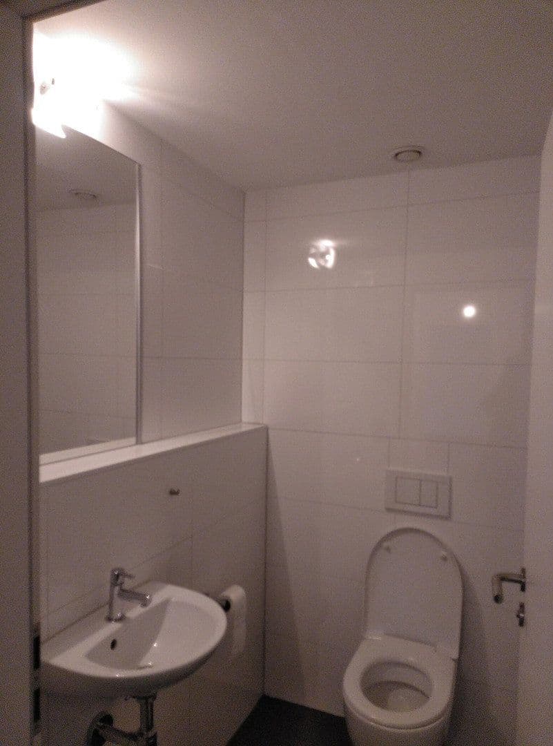Pronájem bytu 2+kk 95 m², Korntal-Münchingen, Bádensko-Württembersko Pronájem bytu 2+kk 95 m², Korntal-Münchingen, Bádensko-Württembersko