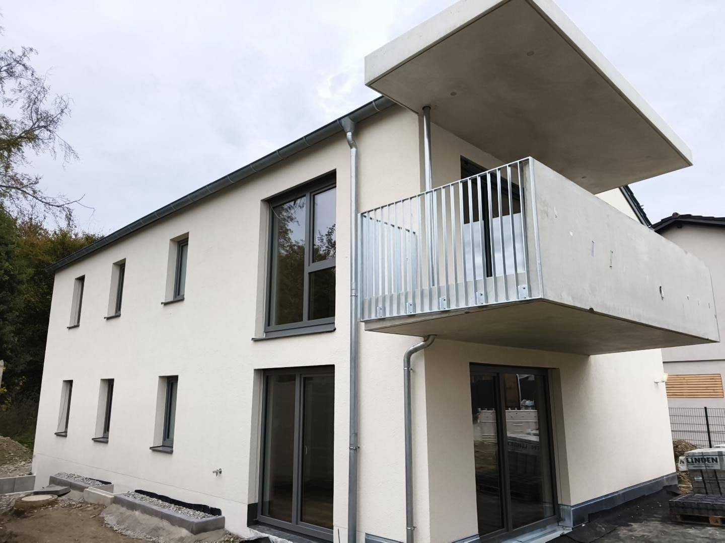 Pronájem bytu 4+1 99 m², Münchner Straße 102d, Kirchseeon, Bavorsko Pronájem bytu 4+1 99 m², Münchner Straße 102d, Kirchseeon, Bavorsko