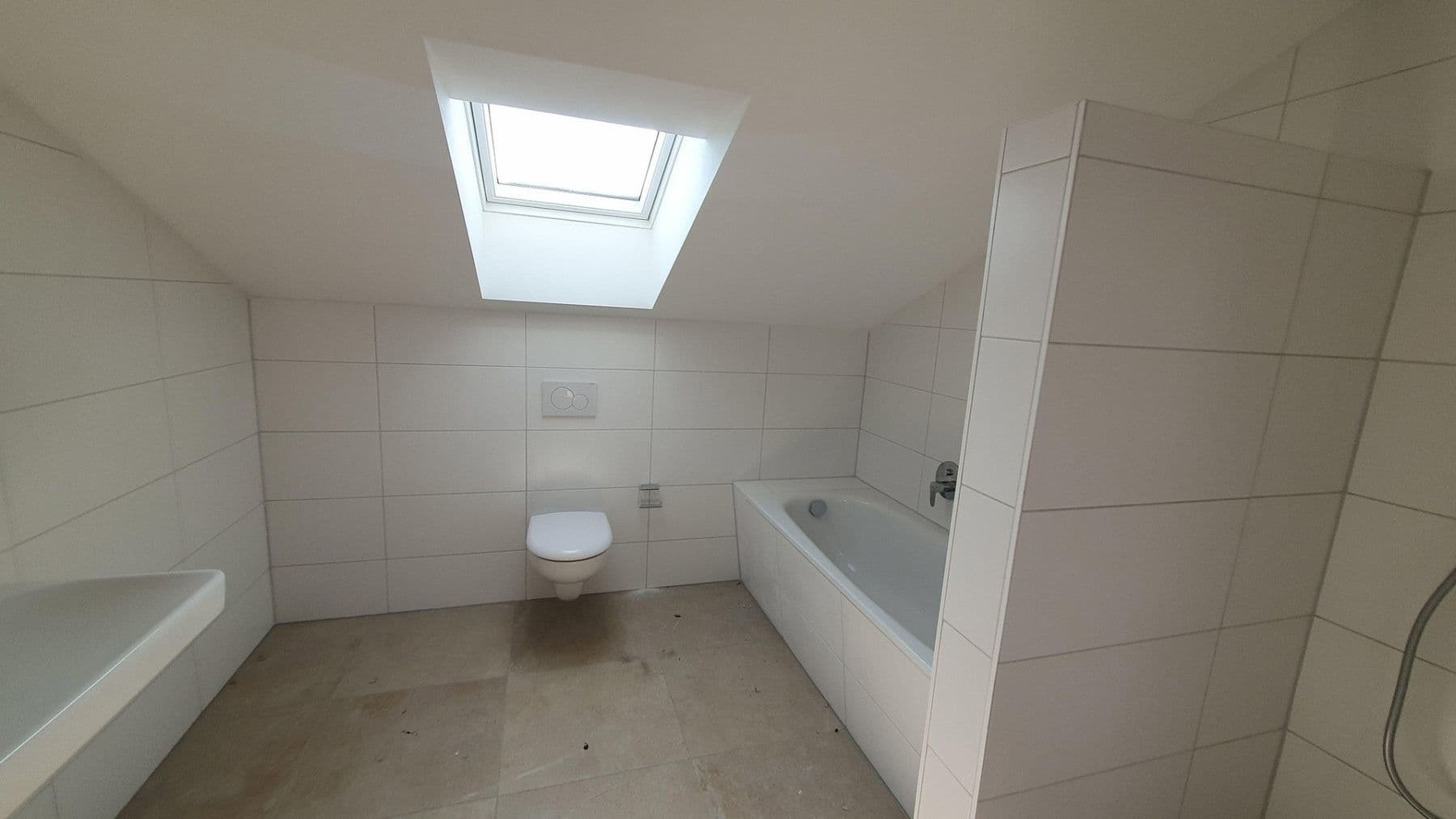 Pronájem bytu 4+1 99 m², Münchner Straße 102d, Kirchseeon, Bavorsko Pronájem bytu 4+1 99 m², Münchner Straße 102d, Kirchseeon, Bavorsko