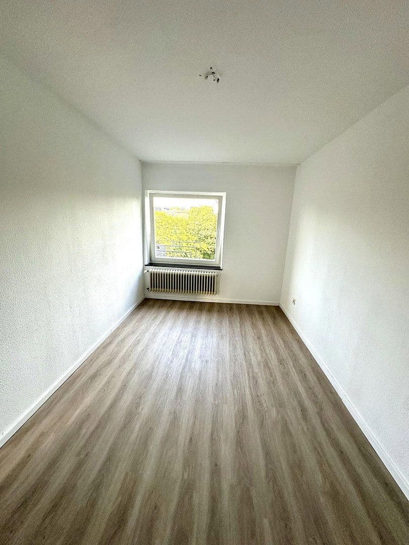 Pronájem bytu 2+1 50 m², Adalbertsteinweg 205, Cáchy, Severní Porýní-Vestfálsko Pronájem bytu 2+1 50 m², Adalbertsteinweg 205, Cáchy, Severní Porýní-Vestfálsko