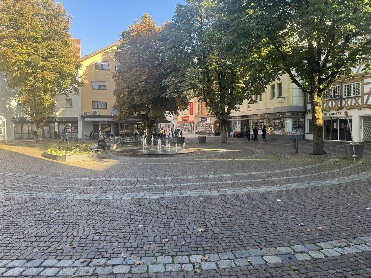 Pronájem nebytového prostoru 270 m², Göppingen, Bádensko-Württembersko Pronájem nebytového prostoru 270 m², Göppingen, Bádensko-Württembersko