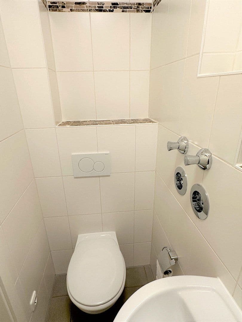 Pronájem bytu 1+1 26 m², Lutzstraße 36, München, Bavorsko Pronájem bytu 1+1 26 m², Lutzstraße 36, München, Bavorsko