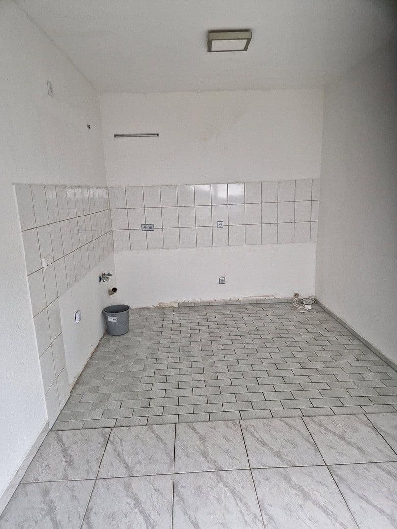 Pronájem bytu 2+1 70 m², Hemsbach, Bádensko-Württembersko Pronájem bytu 2+1 70 m², Hemsbach, Bádensko-Württembersko