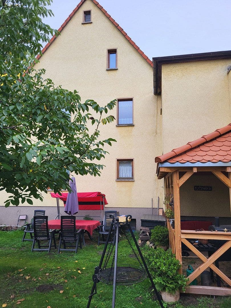 Prodej domu 600 m², pozemek 600 m², Schkopau, Sasko-Anhaltsko Prodej domu 600 m², pozemek 600 m², Schkopau, Sasko-Anhaltsko