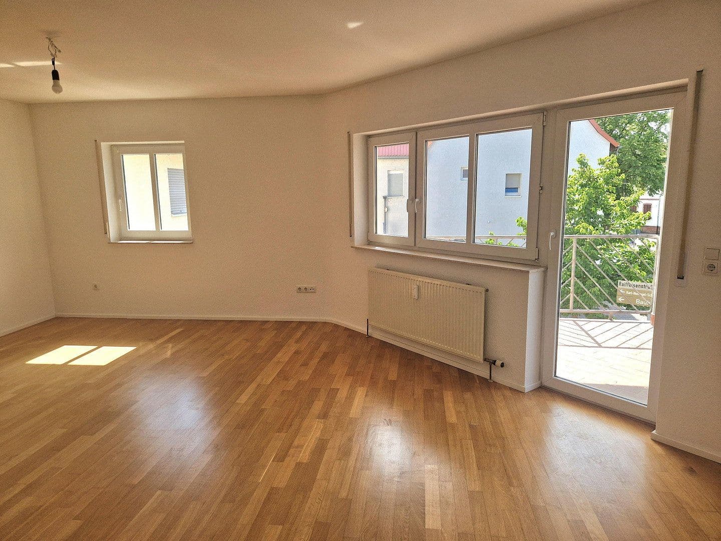 Prodej bytu 4+1 117 m², Harthausen, Porýní-Falc Prodej bytu 4+1 117 m², Harthausen, Porýní-Falc