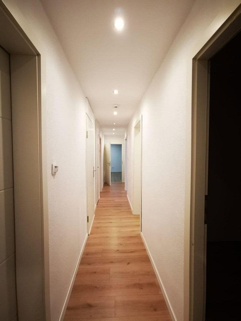 Prodej bytu 4+1 93 m², Rothmühlstraße 3, Bergrheinfeld, Bavorsko Prodej bytu 4+1 93 m², Rothmühlstraße 3, Bergrheinfeld, Bavorsko