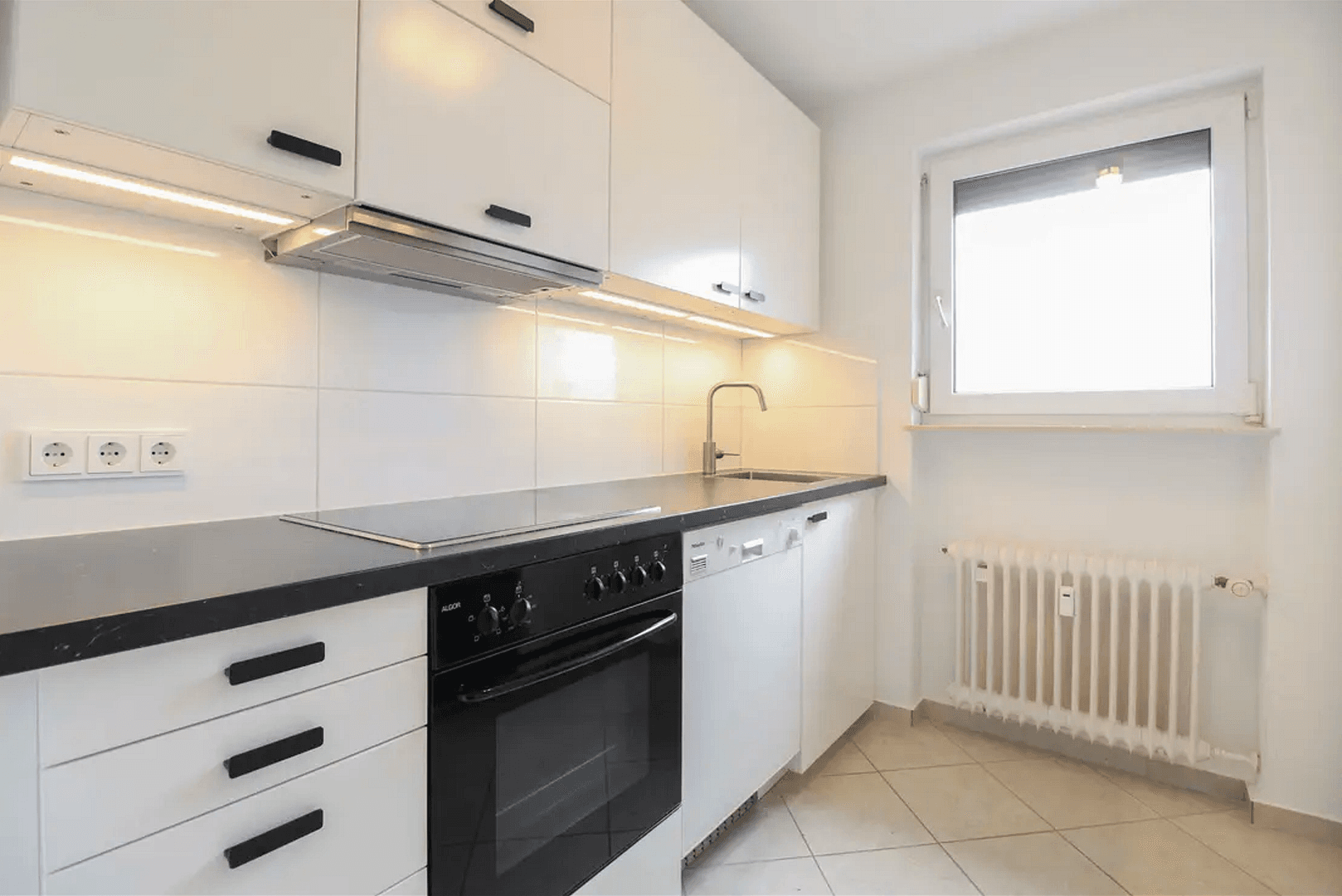Pronájem bytu 3+1 58 m², Rhönstraße 4, Friedrichsdorf, Hessen Pronájem bytu 3+1 58 m², Rhönstraße 4, Friedrichsdorf, Hessen