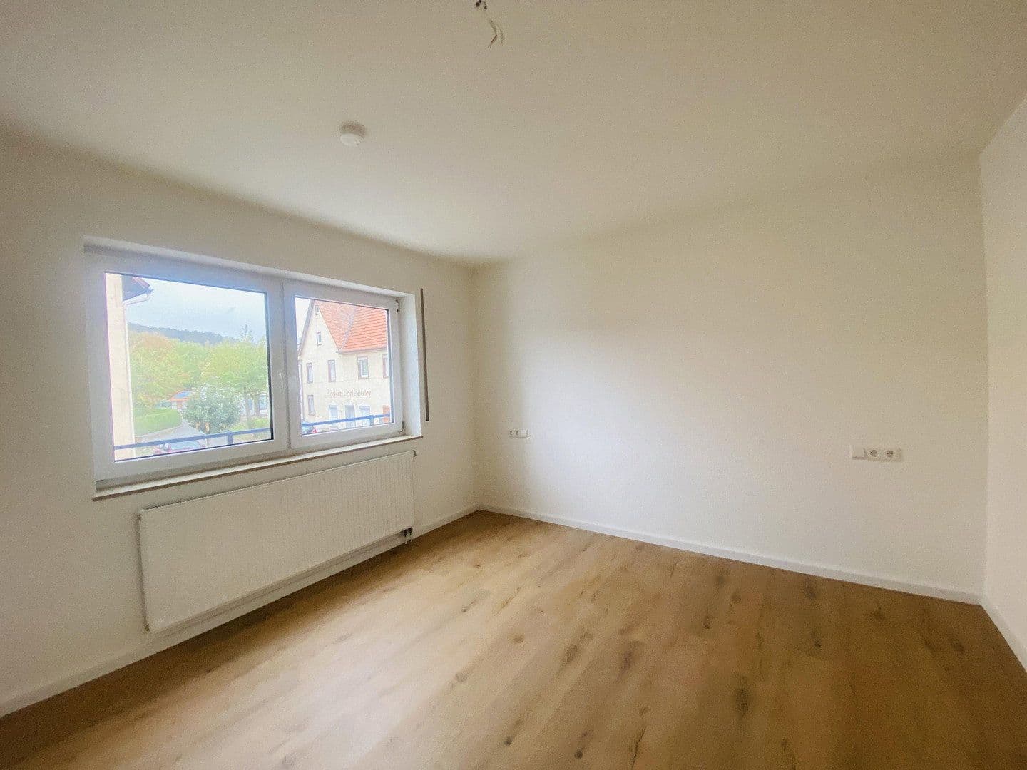 Pronájem bytu 2+1 57 m², Hirschstraße 26, Herbrechtingen, Bádensko-Württembersko Pronájem bytu 2+1 57 m², Hirschstraße 26, Herbrechtingen, Bádensko-Württembersko