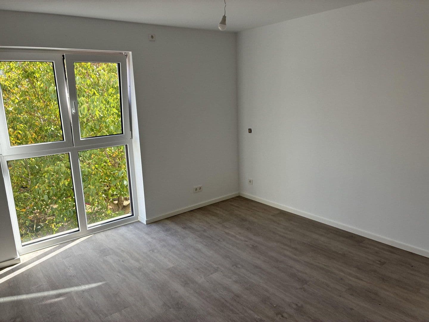 Pronájem bytu 3+kk 138 m², Am Lieschberg 44, Bernkastel-Kues, Porýní-Falc Pronájem bytu 3+kk 138 m², Am Lieschberg 44, Bernkastel-Kues, Porýní-Falc