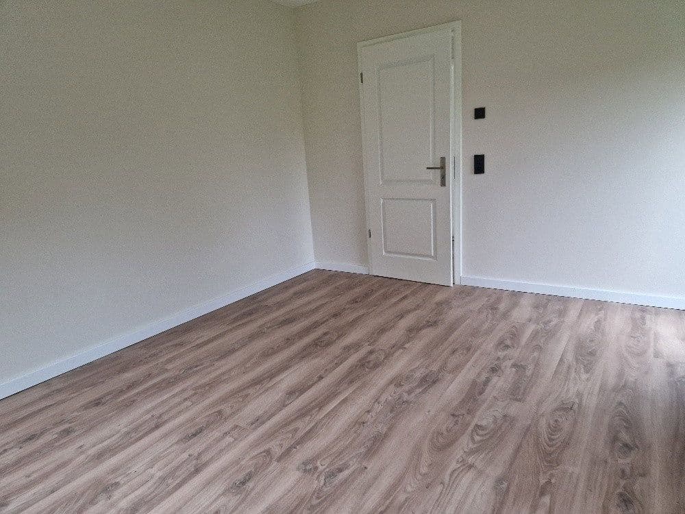Pronájem bytu 3+1 84 m², Windeck, Severní Porýní-Vestfálsko Pronájem bytu 3+1 84 m², Windeck, Severní Porýní-Vestfálsko