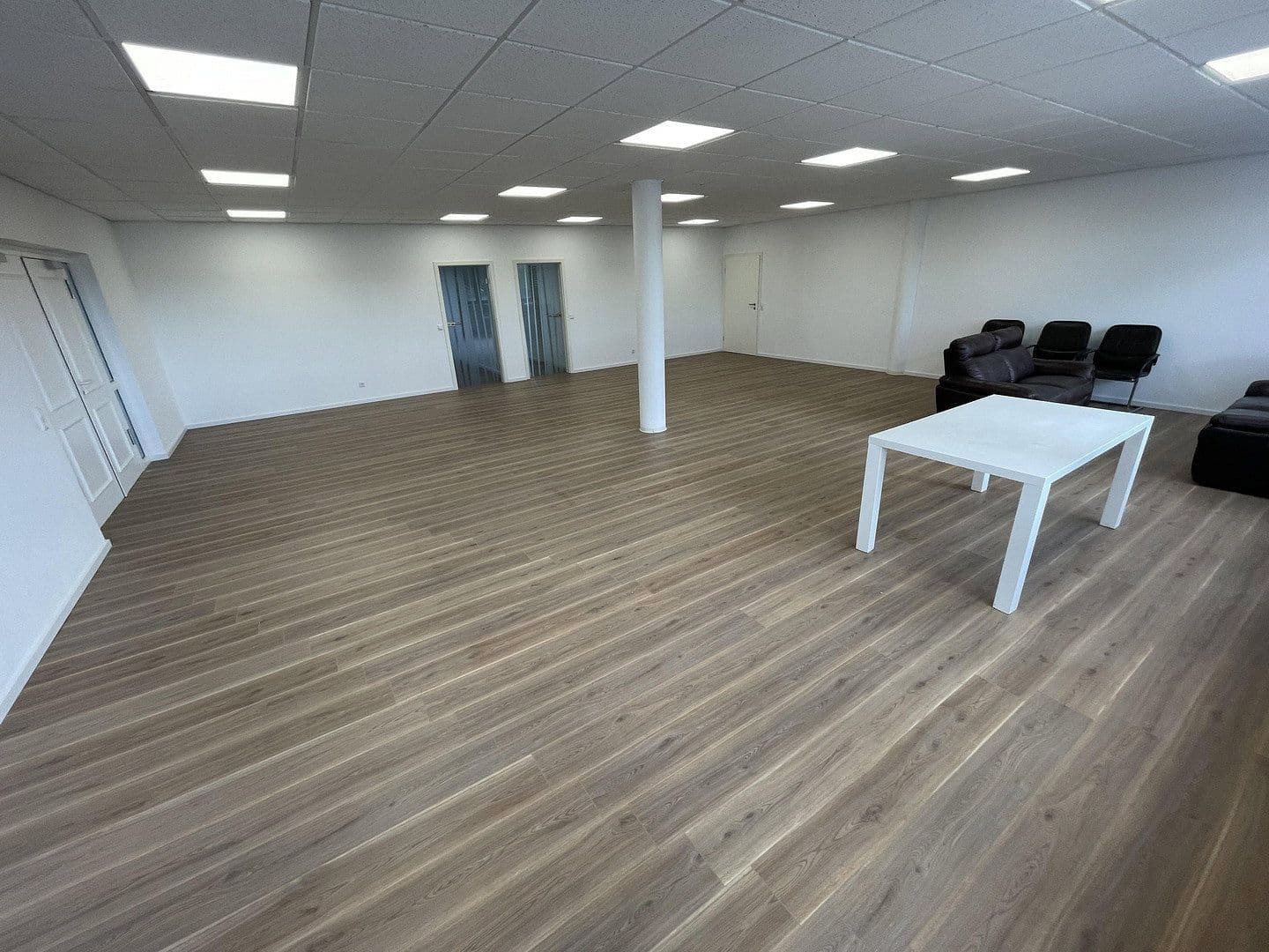 Pronájem kanceláře 480 m², Max-Eyth-Str.23, Ditzingen, Bádensko-Württembersko Pronájem kanceláře 480 m², Max-Eyth-Str.23, Ditzingen, Bádensko-Württembersko