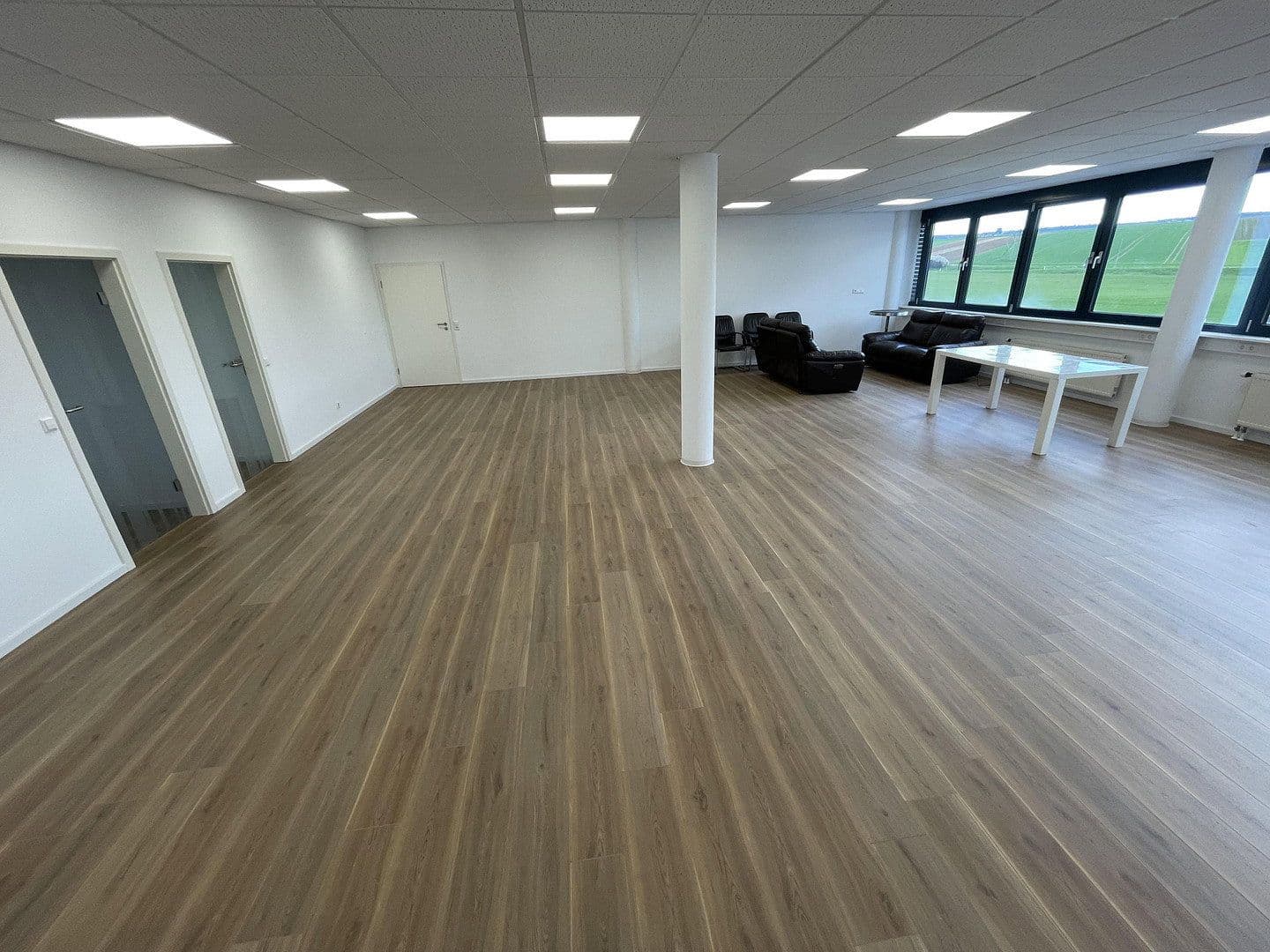Pronájem kanceláře 480 m², Max-Eyth-Str.23, Ditzingen, Bádensko-Württembersko Pronájem kanceláře 480 m², Max-Eyth-Str.23, Ditzingen, Bádensko-Württembersko