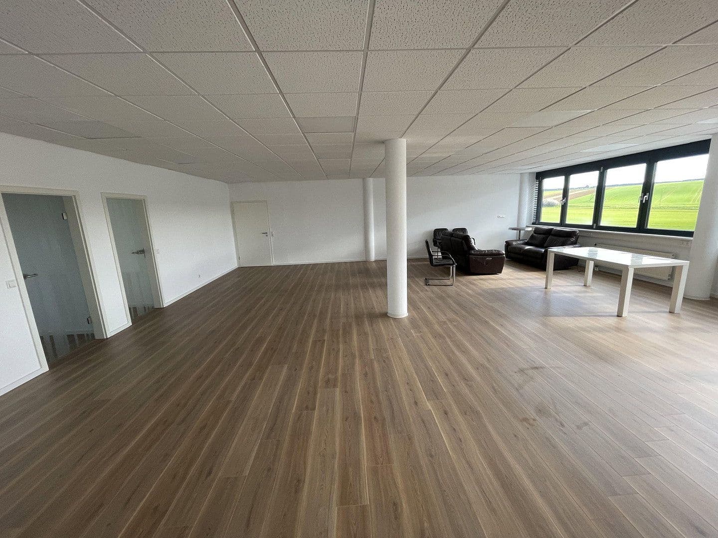 Pronájem kanceláře 480 m², Max-Eyth-Str.23, Ditzingen, Bádensko-Württembersko Pronájem kanceláře 480 m², Max-Eyth-Str.23, Ditzingen, Bádensko-Württembersko