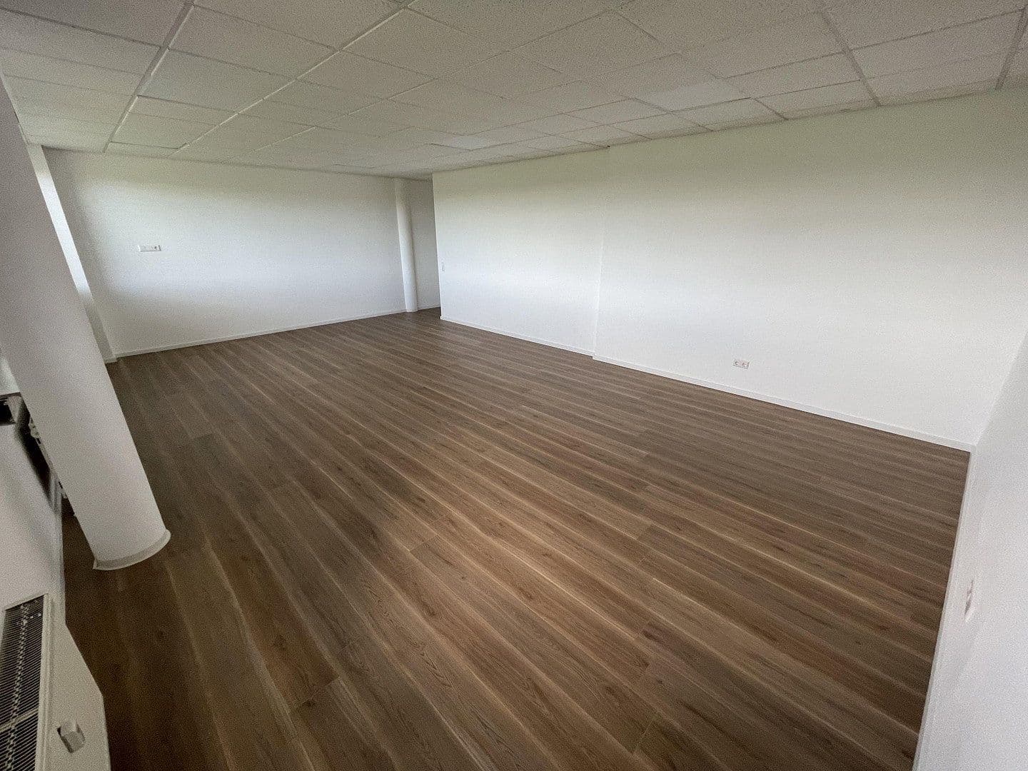 Pronájem kanceláře 480 m², Max-Eyth-Str.23, Ditzingen, Bádensko-Württembersko Pronájem kanceláře 480 m², Max-Eyth-Str.23, Ditzingen, Bádensko-Württembersko