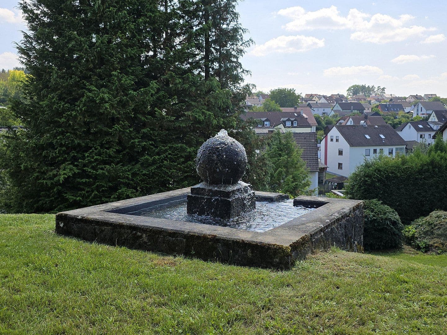 Prodej domu 221 m², pozemek 1.014 m², Pegnitz, Bavorsko Prodej domu 221 m², pozemek 1.014 m², Pegnitz, Bavorsko