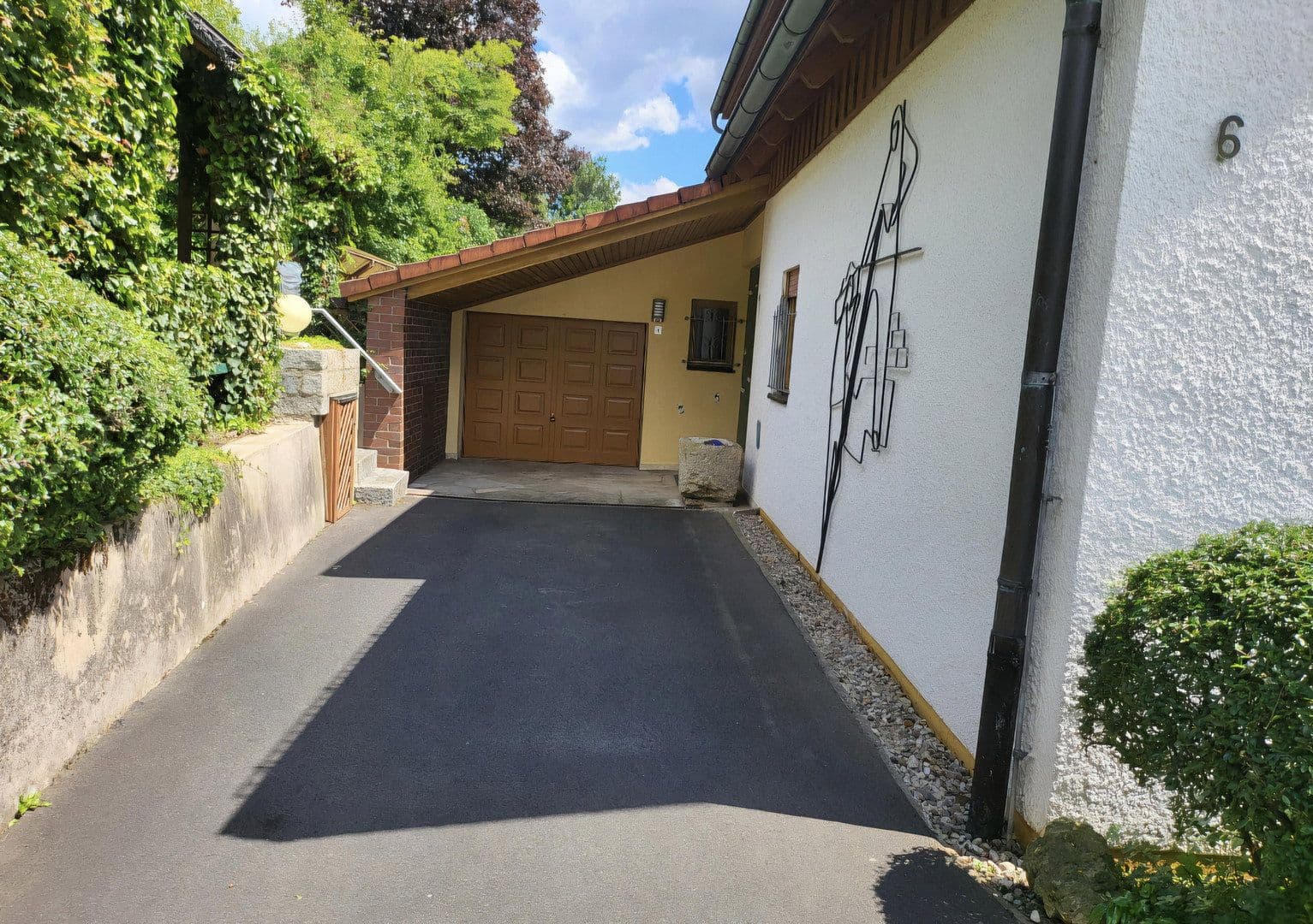 Prodej domu 221 m², pozemek 1.014 m², Pegnitz, Bavorsko Prodej domu 221 m², pozemek 1.014 m², Pegnitz, Bavorsko