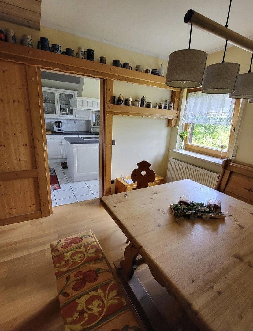 Prodej domu 221 m², pozemek 1.014 m², Pegnitz, Bavorsko Prodej domu 221 m², pozemek 1.014 m², Pegnitz, Bavorsko