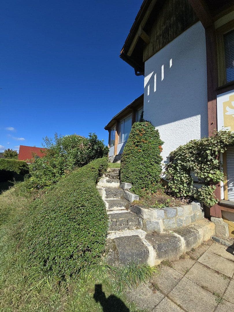 Prodej domu 221 m², pozemek 1.014 m², Pegnitz, Bavorsko Prodej domu 221 m², pozemek 1.014 m², Pegnitz, Bavorsko