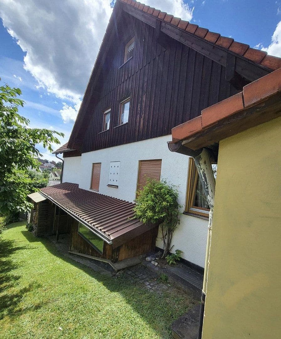 Prodej domu 221 m², pozemek 1.014 m², Pegnitz, Bavorsko Prodej domu 221 m², pozemek 1.014 m², Pegnitz, Bavorsko