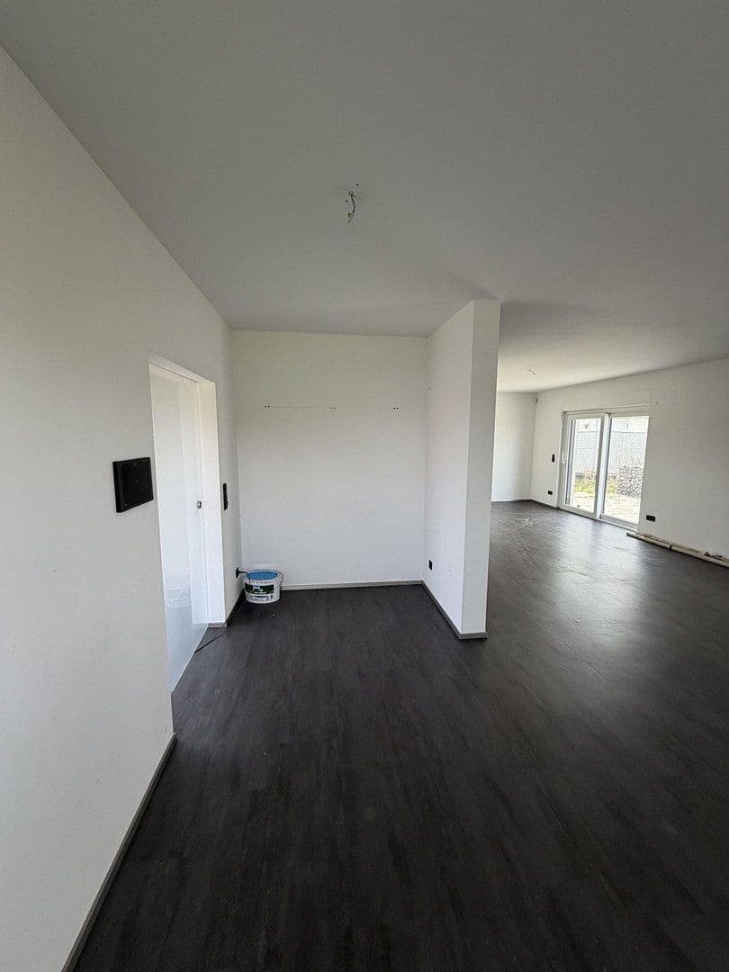 Prodej domu 270 m², pozemek 1.031 m², Königslutter am Elm, Dolní Sasko Prodej domu 270 m², pozemek 1.031 m², Königslutter am Elm, Dolní Sasko