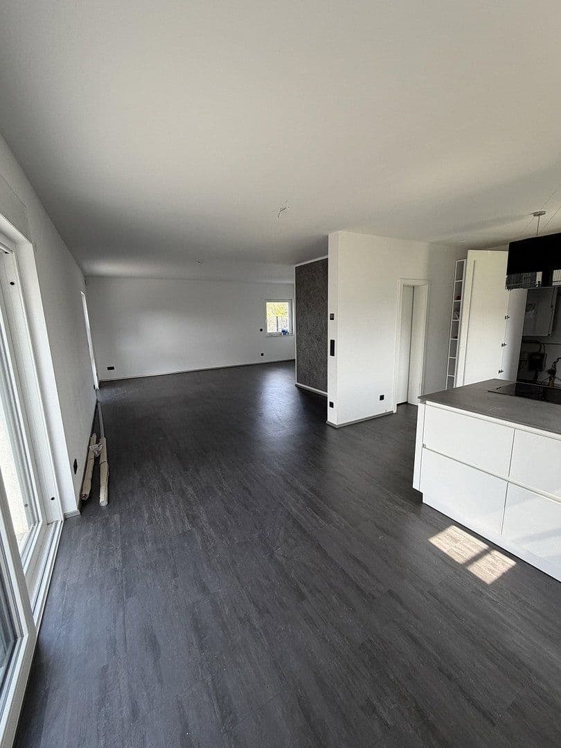 Prodej domu 270 m², pozemek 1.031 m², Königslutter am Elm, Dolní Sasko Prodej domu 270 m², pozemek 1.031 m², Königslutter am Elm, Dolní Sasko