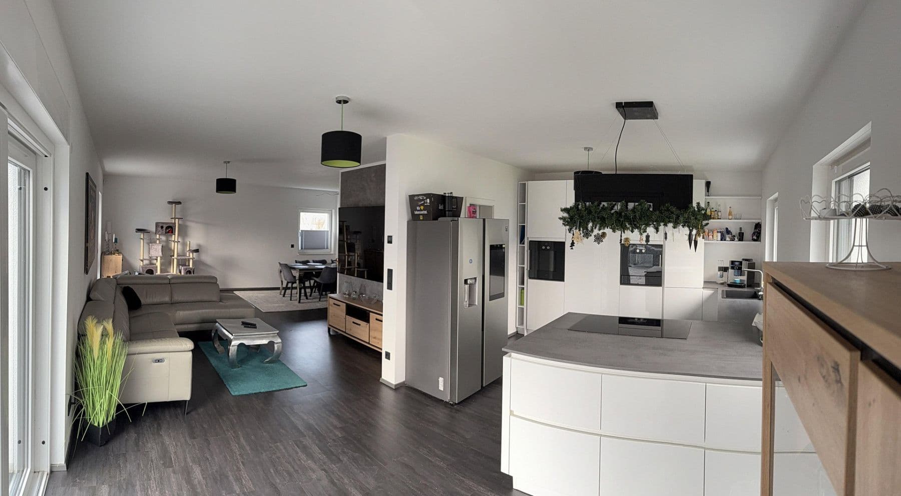 Prodej domu 270 m², pozemek 1.031 m², Königslutter am Elm, Dolní Sasko Prodej domu 270 m², pozemek 1.031 m², Königslutter am Elm, Dolní Sasko