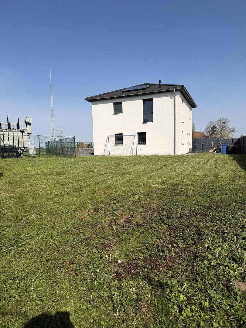 Prodej domu 270 m², pozemek 1.031 m², Königslutter am Elm, Dolní Sasko Prodej domu 270 m², pozemek 1.031 m², Königslutter am Elm, Dolní Sasko