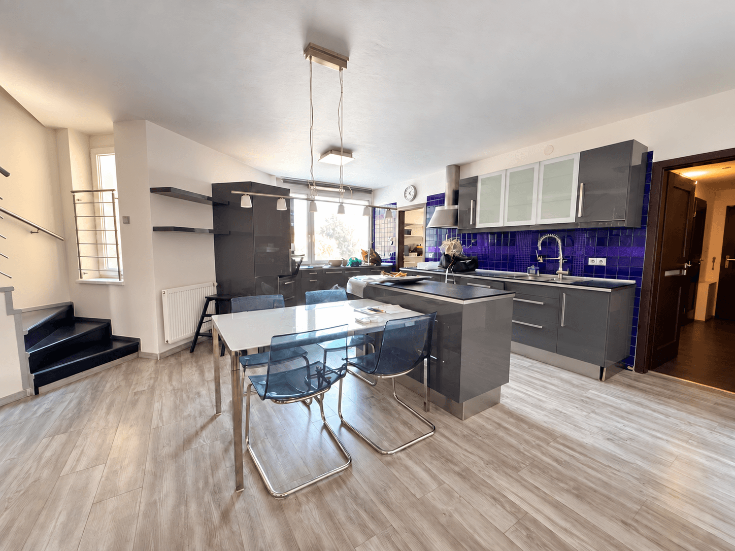 Pronájem bytu 5+kk 138 m², Sluneční náměstí, Praha, Praha Pronájem bytu 5+kk 138 m², Sluneční náměstí, Praha, Praha