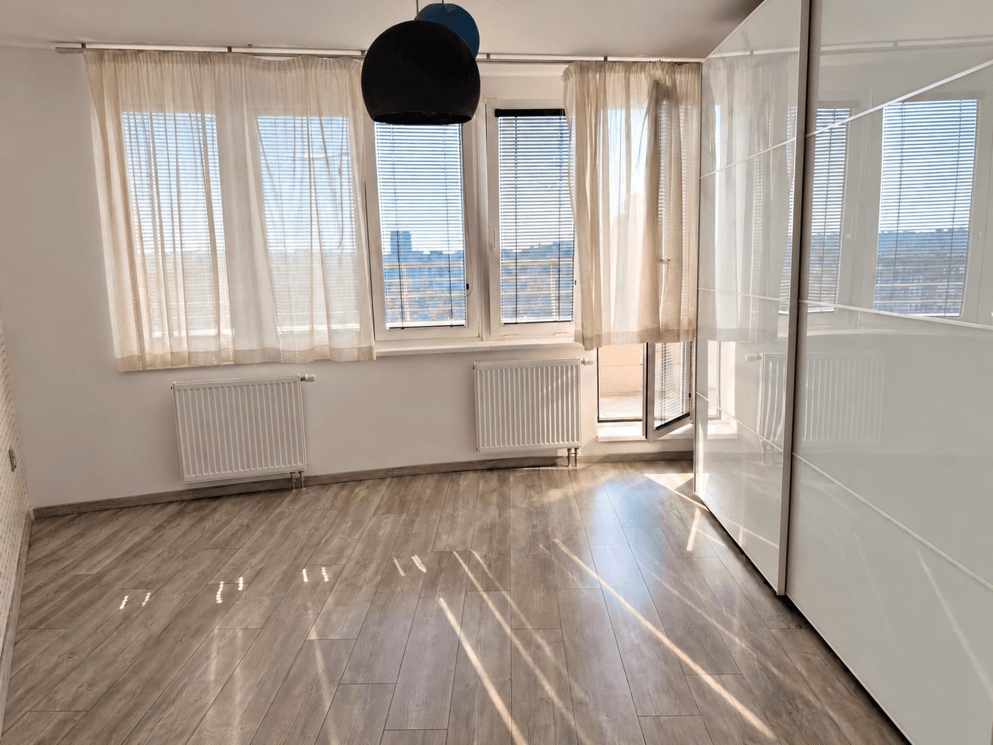 Pronájem bytu 5+kk 138 m², Sluneční náměstí, Praha, Praha Pronájem bytu 5+kk 138 m², Sluneční náměstí, Praha, Praha