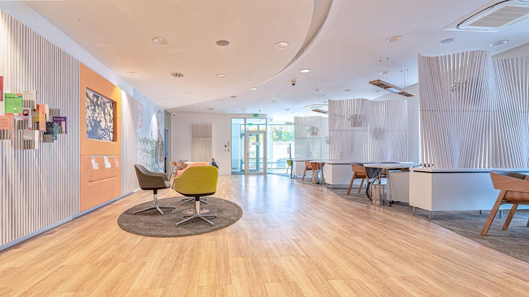 Pronájem nebytového prostoru 200 m², Nerudova, Litomyšl, Pardubický kraj Pronájem nebytového prostoru 200 m², Nerudova, Litomyšl, Pardubický kraj