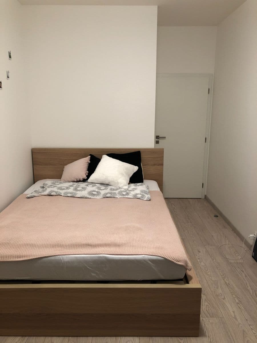 Pronájem bytu 3+kk 70 m², U Mlýnského kanálu, Praha, Praha Pronájem bytu 3+kk 70 m², U Mlýnského kanálu, Praha, Praha