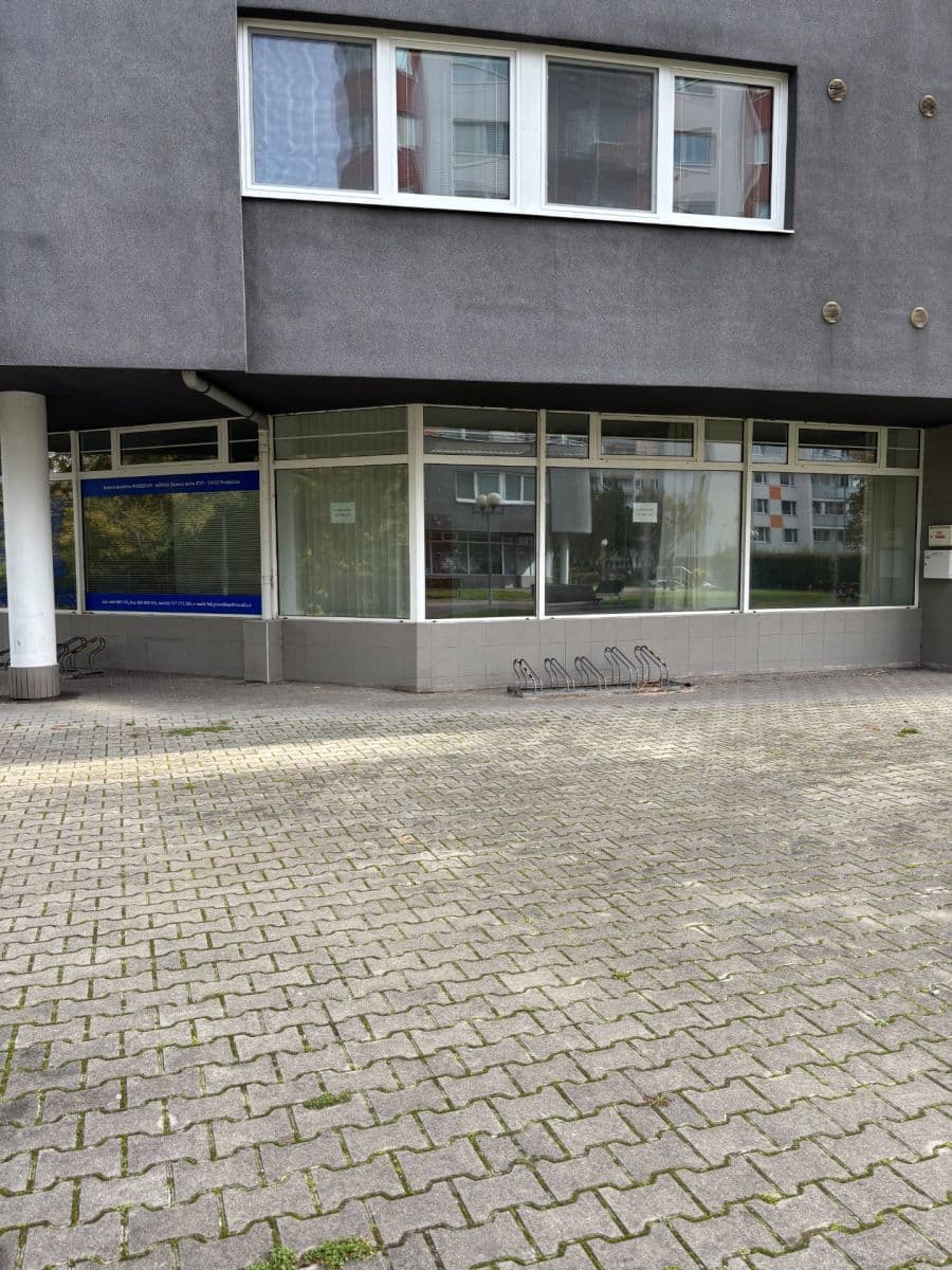 Pronájem kanceláře 29 m², nábřeží Závodu míru, Pardubice, Pardubický kraj Pronájem kanceláře 29 m², nábřeží Závodu míru, Pardubice, Pardubický kraj