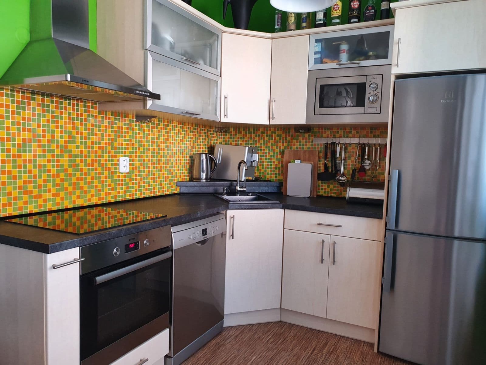 Pronájem bytu 2+kk 53 m², Jozefa Gabčíka, Pardubice, Pardubický kraj Pronájem bytu 2+kk 53 m², Jozefa Gabčíka, Pardubice, Pardubický kraj