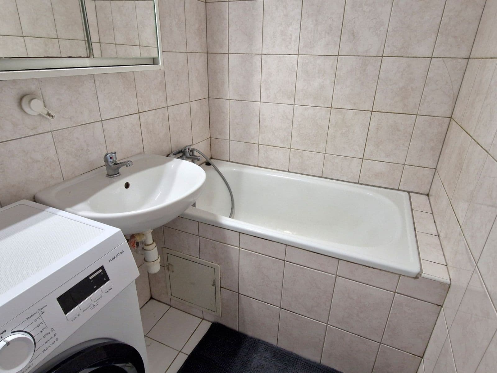 Prodej bytu 2+kk 40 m², Makovského, Praha, Praha Prodej bytu 2+kk 40 m², Makovského, Praha, Praha