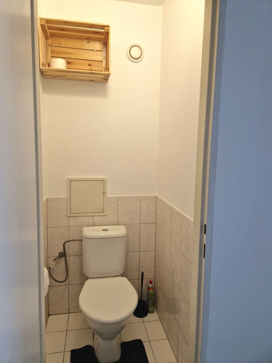 Prodej bytu 2+kk 40 m², Makovského, Praha, Praha Prodej bytu 2+kk 40 m², Makovského, Praha, Praha