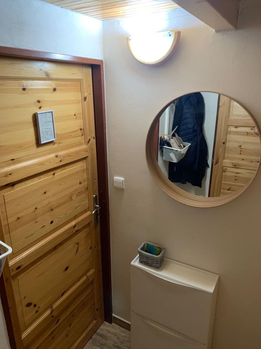 Prodej nebytového prostoru 38 m², Plzeňská, Praha, Praha Prodej nebytového prostoru 38 m², Plzeňská, Praha, Praha