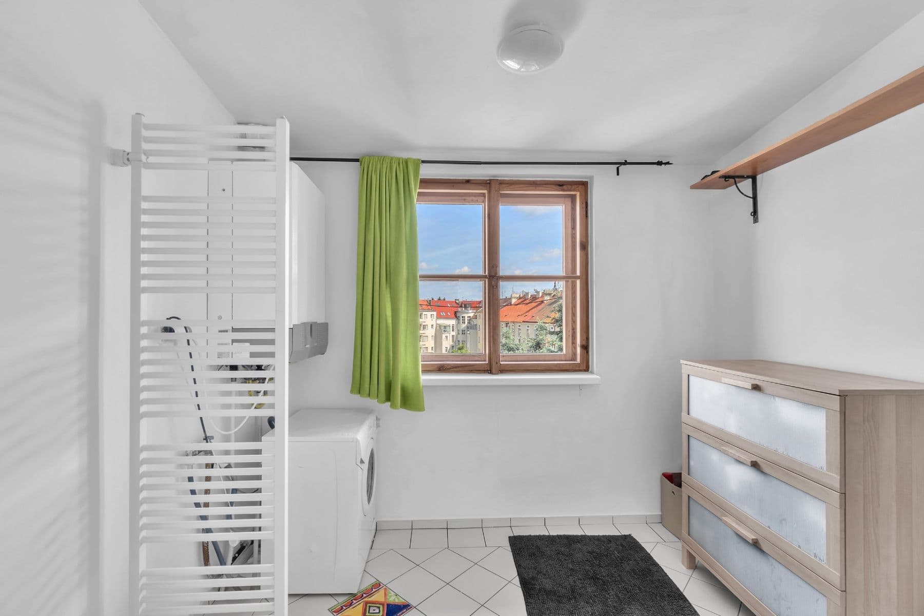 Pronájem bytu 1+kk 45 m², Škroupova, Hradec Králové, Královéhradecký kraj Pronájem bytu 1+kk 45 m², Škroupova, Hradec Králové, Královéhradecký kraj