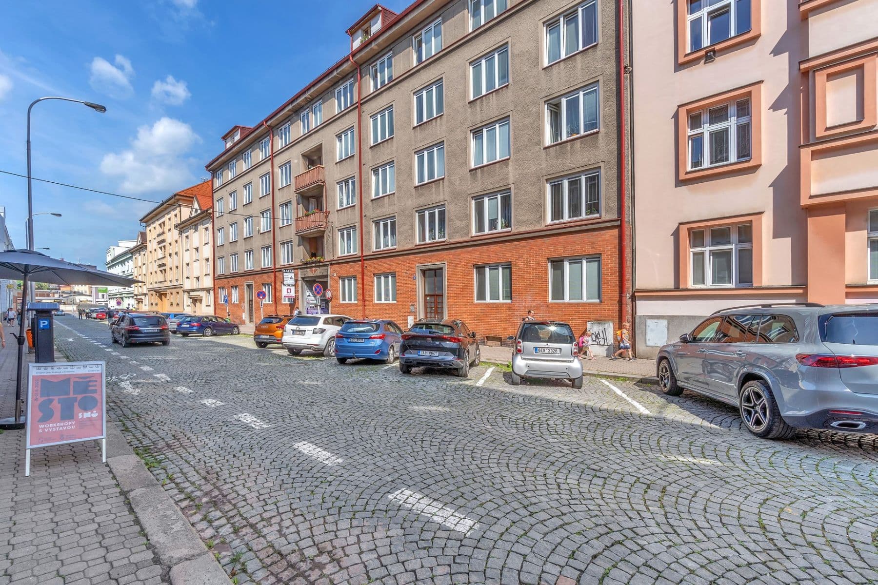 Pronájem bytu 1+kk 45 m², Škroupova, Hradec Králové, Královéhradecký kraj Pronájem bytu 1+kk 45 m², Škroupova, Hradec Králové, Královéhradecký kraj
