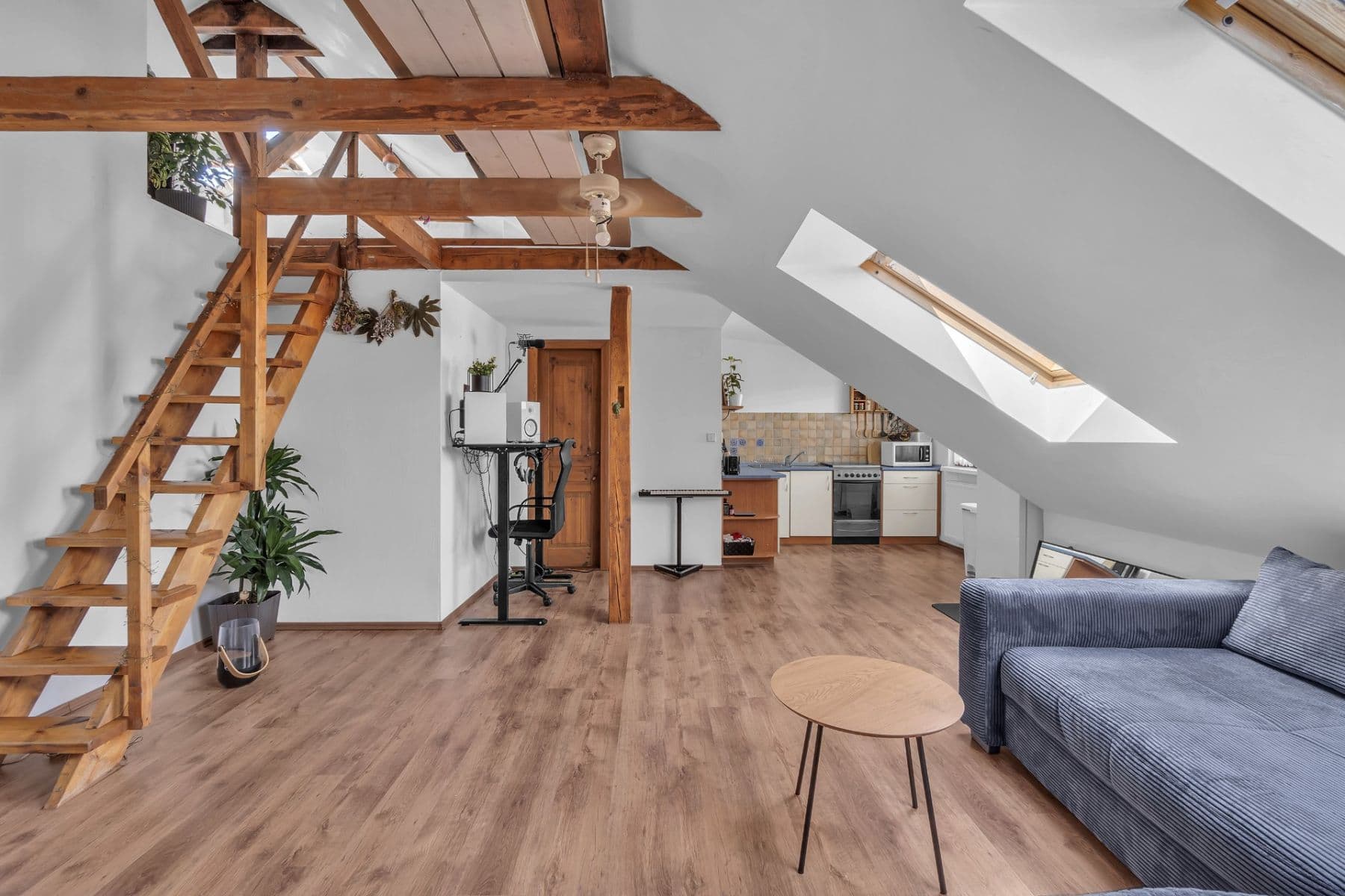Pronájem bytu 1+kk 45 m², Škroupova, Hradec Králové, Královéhradecký kraj Pronájem bytu 1+kk 45 m², Škroupova, Hradec Králové, Královéhradecký kraj