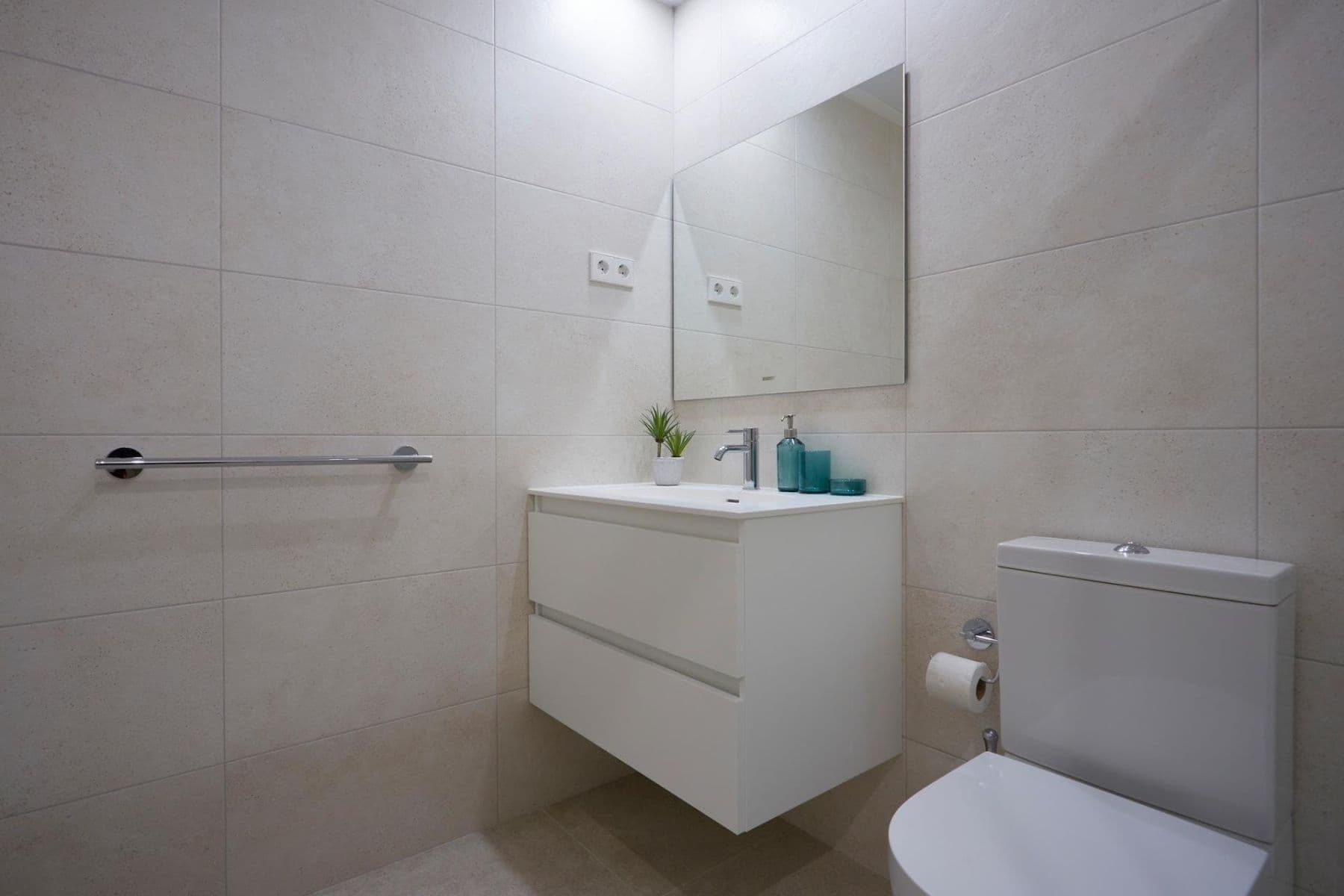 Pronájem bytu 2+1 80 m², Pitterova, Praha, Praha Pronájem bytu 2+1 80 m², Pitterova, Praha, Praha